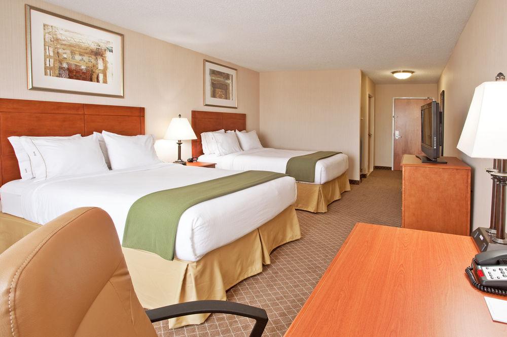 Holiday Inn Express Hotel & Suites Bay City By Ihg Esterno foto