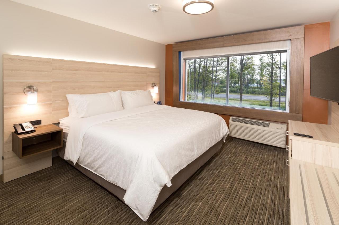 Holiday Inn Express Hotel & Suites Bay City By Ihg Esterno foto