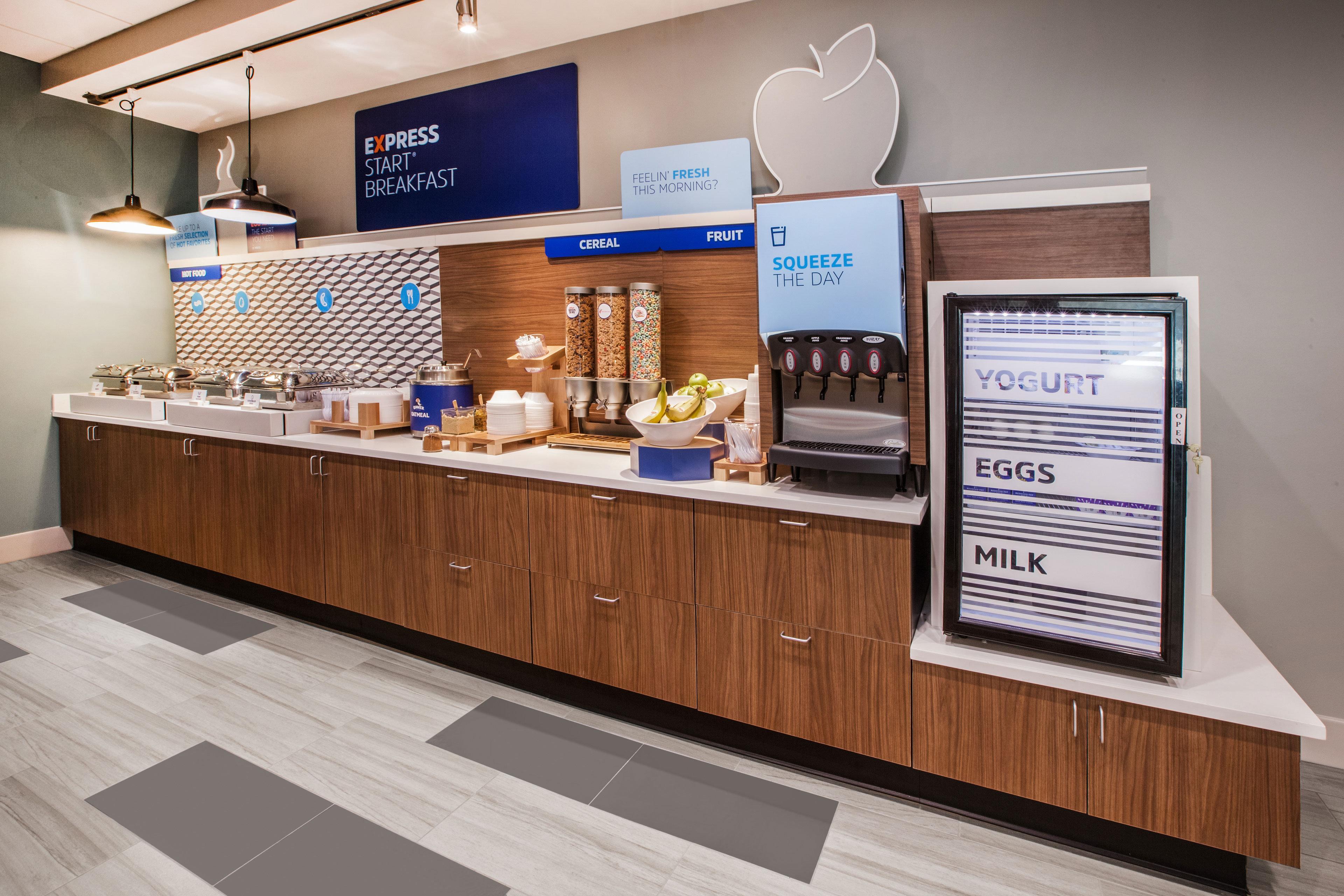 Holiday Inn Express Hotel & Suites Bay City By Ihg Esterno foto