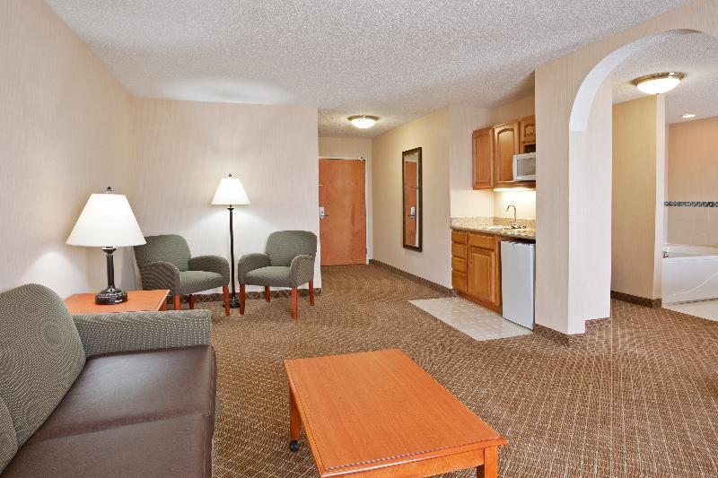 Holiday Inn Express Hotel & Suites Bay City By Ihg Esterno foto